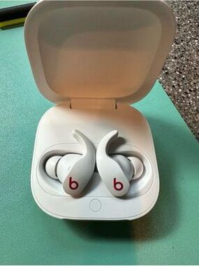 Beats by Dre White Earbud Headphones with Red Logo